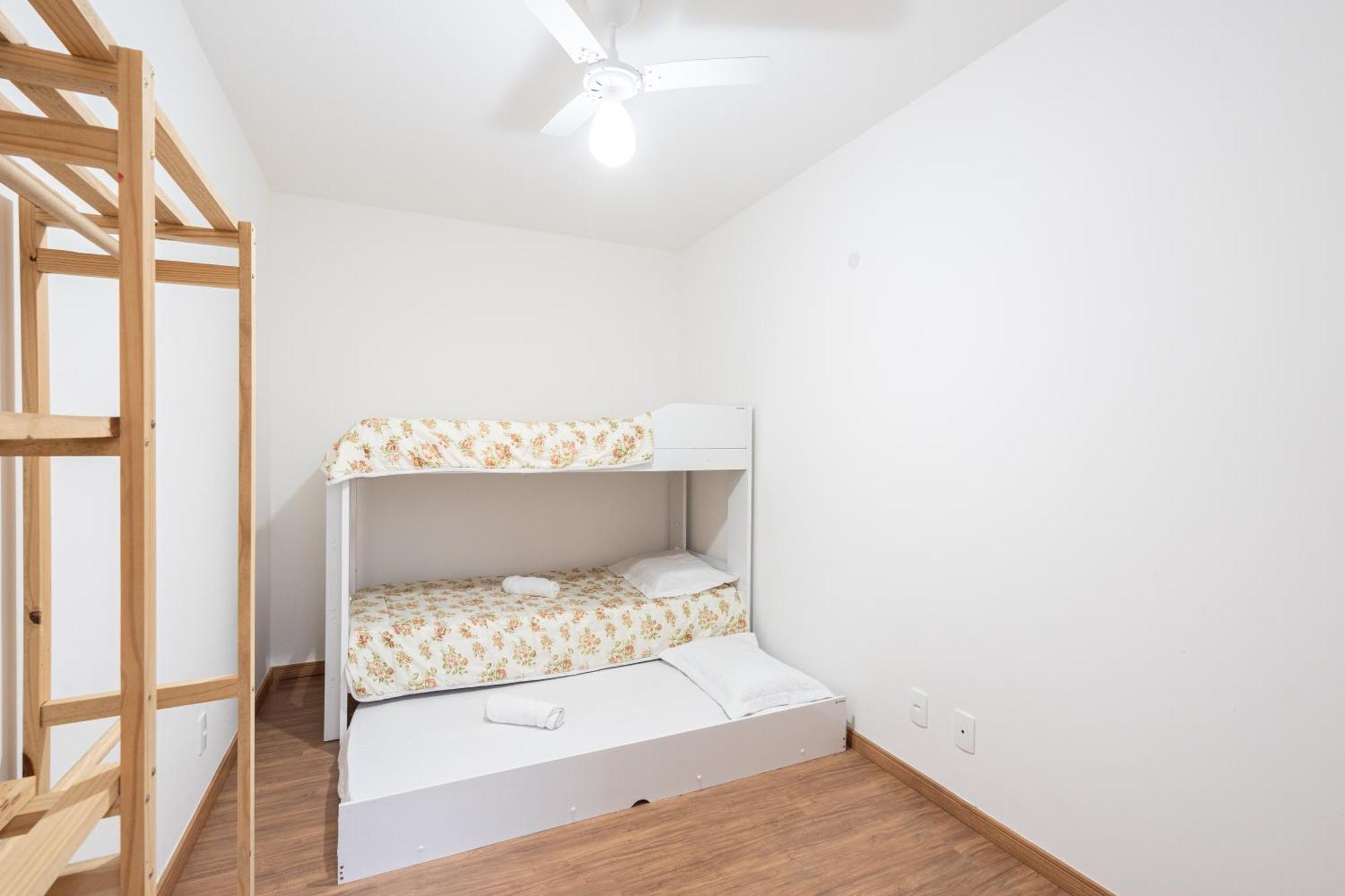 Aptos Completos Com Vista Mar Pe Na Areia Em Barra Velha Em Condominio Resort Com Spa, Piscina, Quadra De Futebol, Sala De Jogos, Brinquedoteca, Complexo Com Diversos Comercios Oda fotoğraf